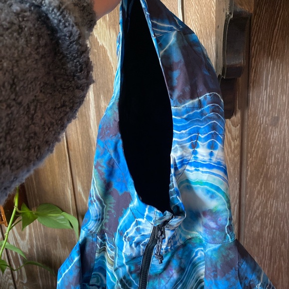 Burton x Katya Moon collab, shell jacket size men’s XS (fits women XS-S) - Picture 3 of 6